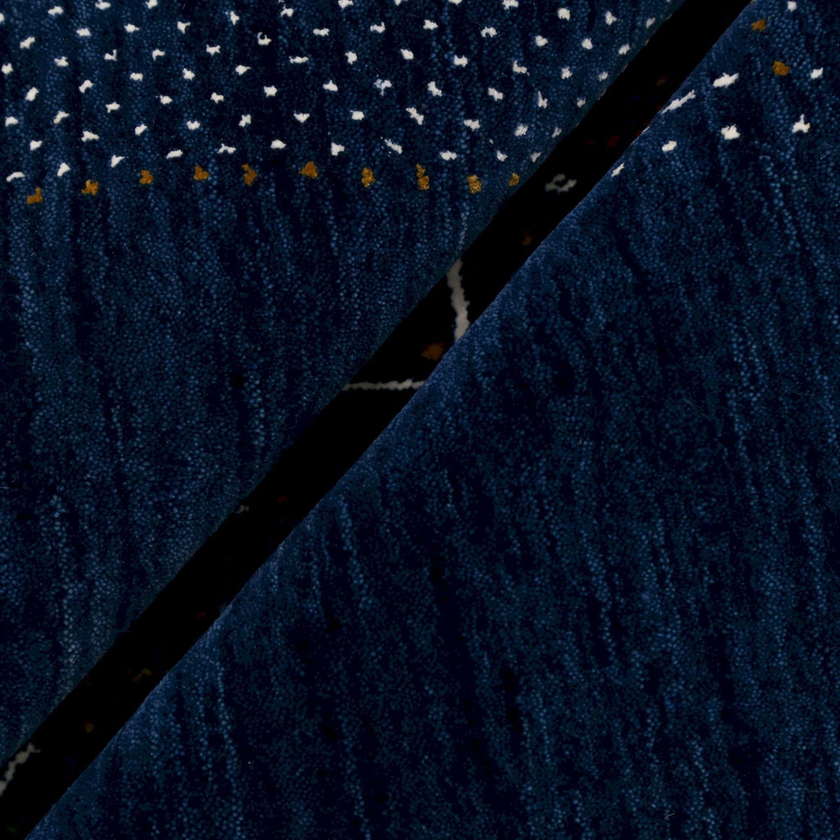 Blue Center Pattern Hand Loomed Wool Area Rug.