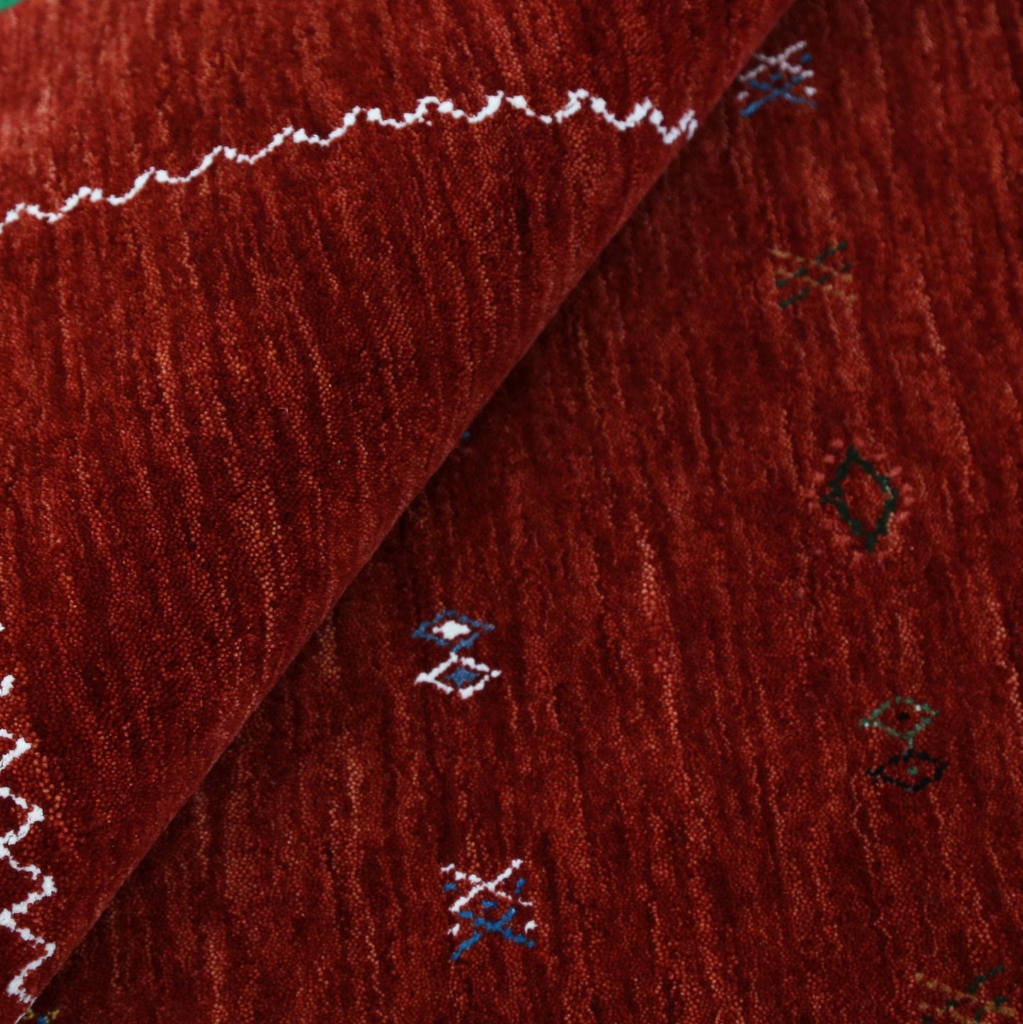 Modern Design Red Hand Loomed Wool Area Rug
