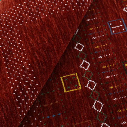 Red Contemporary Center Design Hand Loomed Wool Area Rug.