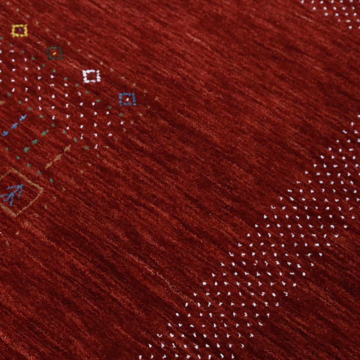 Red Contemporary Center Design Hand Loomed Wool Area Rug.