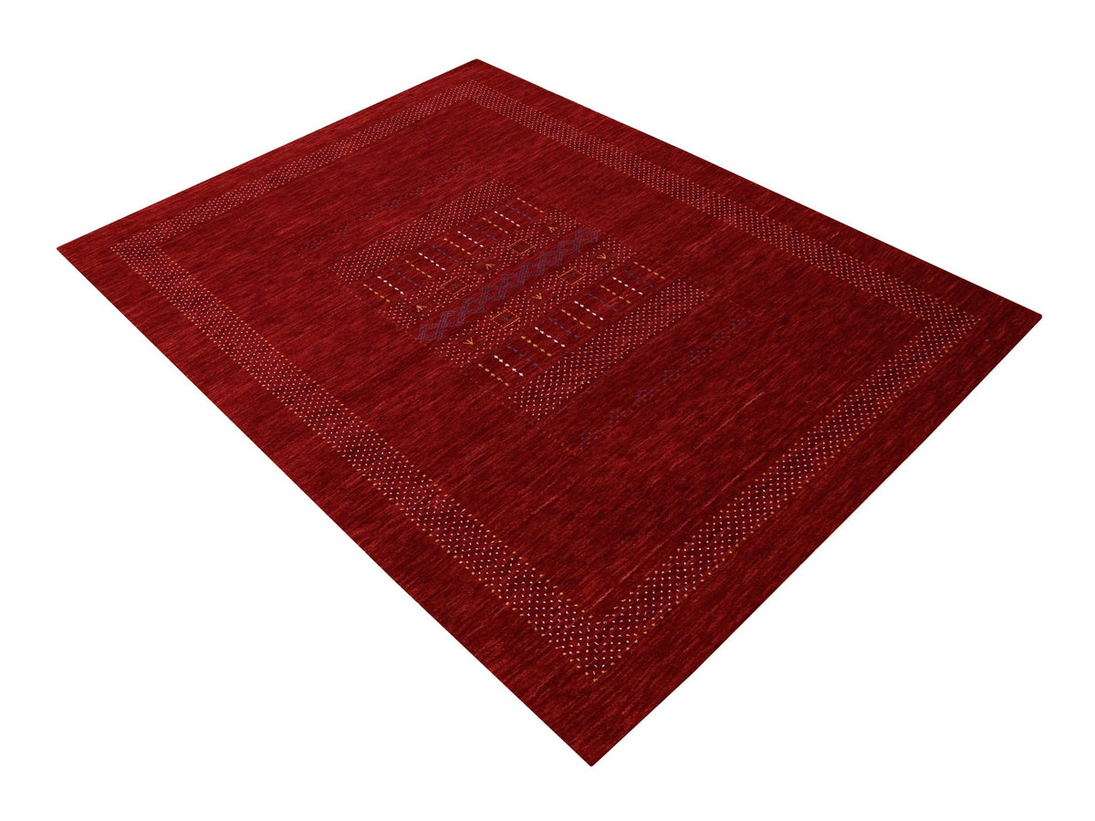 Red Center Pattern Hand Loomed Wool Area Rug.