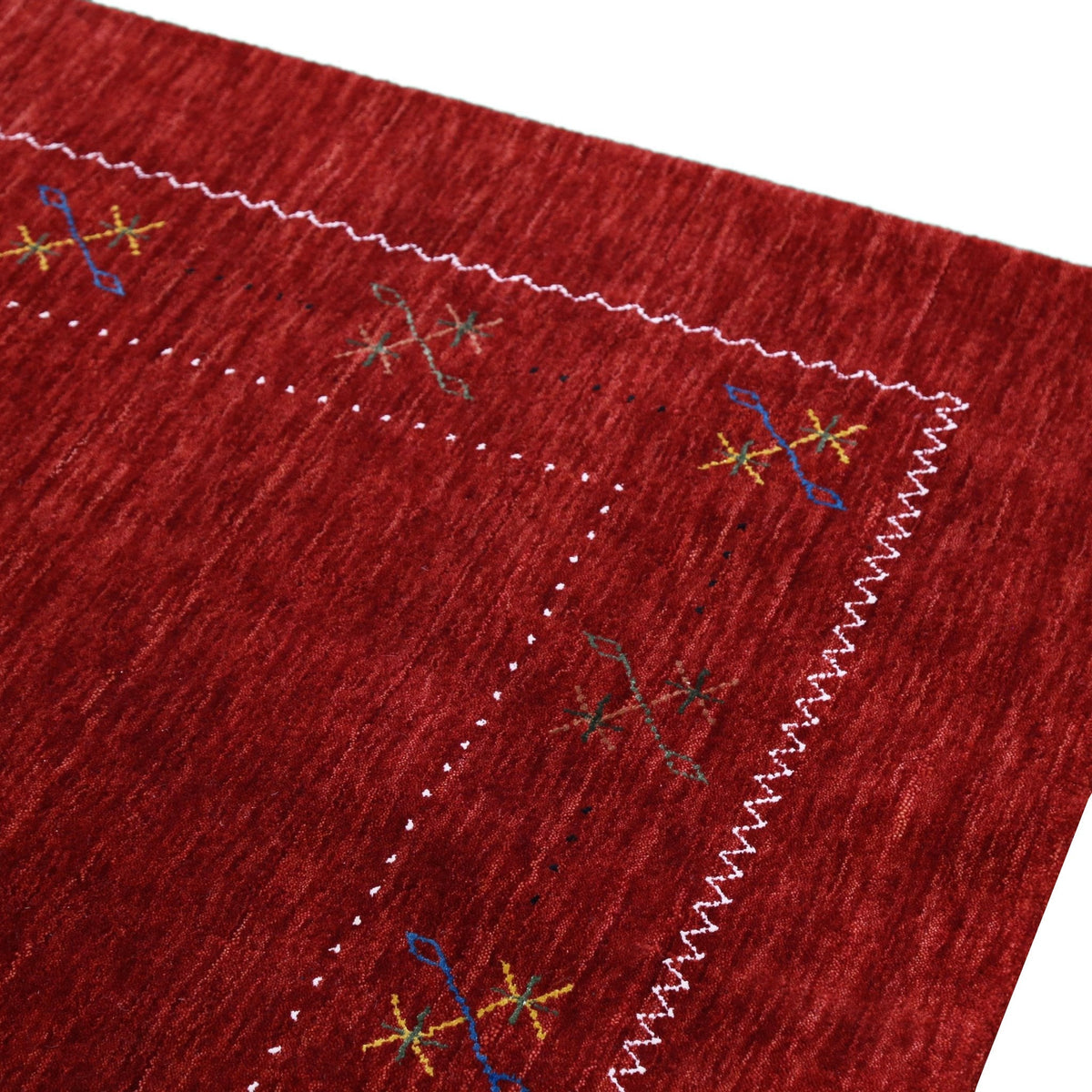 Red Gabbeh Border Design Hand Loomed Wool Area Rug.