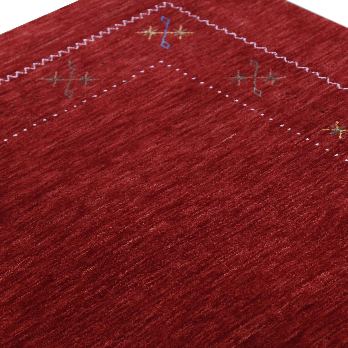 Red Gabbeh Border Design Hand Loomed Wool Area Rug.