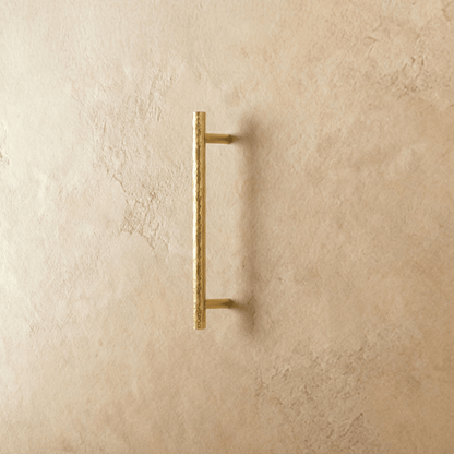 Remy Knob And Pull Bar.