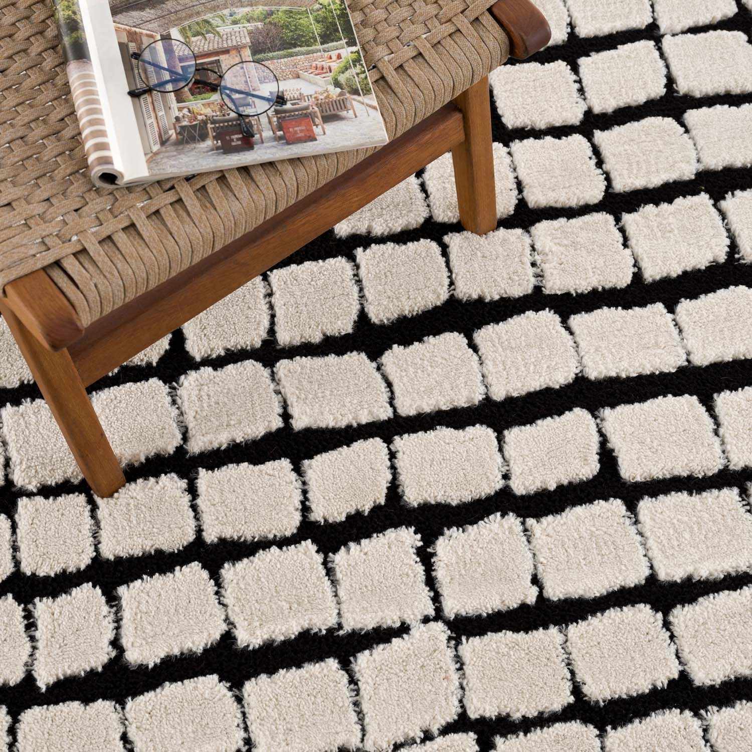 Boutique Rugs Rugs Teshi Checkered Area Rug Teshi Checkered Area Rug