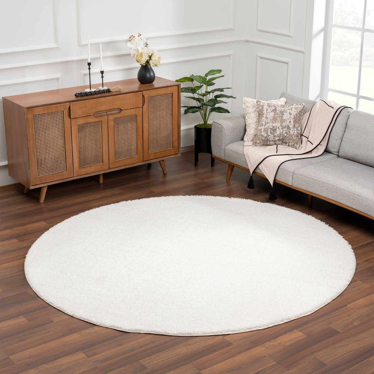 Crevalo Cream Subtle Wavy Abstract Modern Minimalist Polyester Machine Woven Area Rug