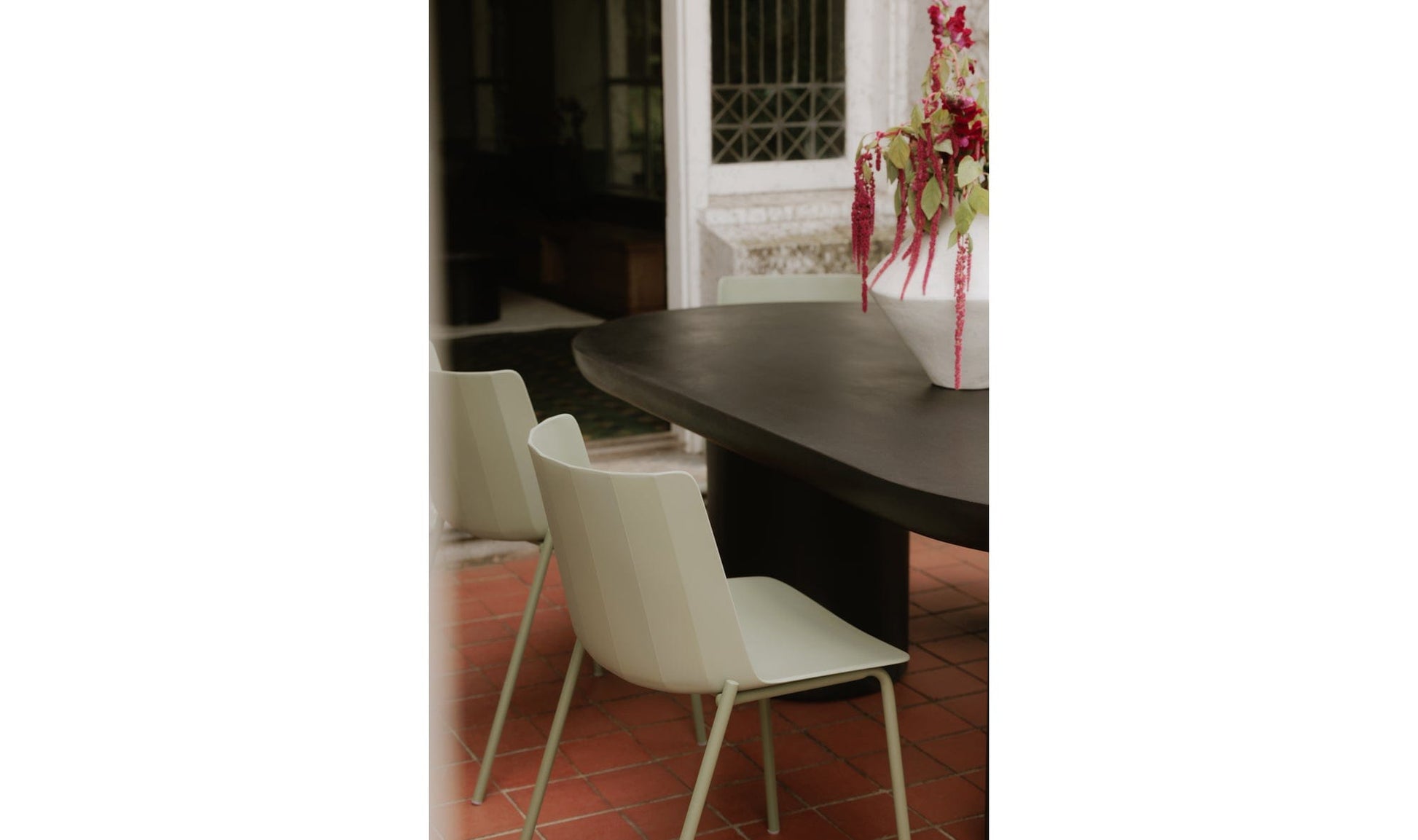 Moe's SILLA OUTDOOR DINING CHAIR- SET OF TWO (BLACK)