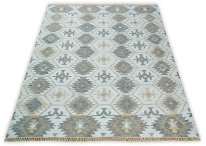 Ivory And Beige Modern Style Fine Wool and Viscose Rug.