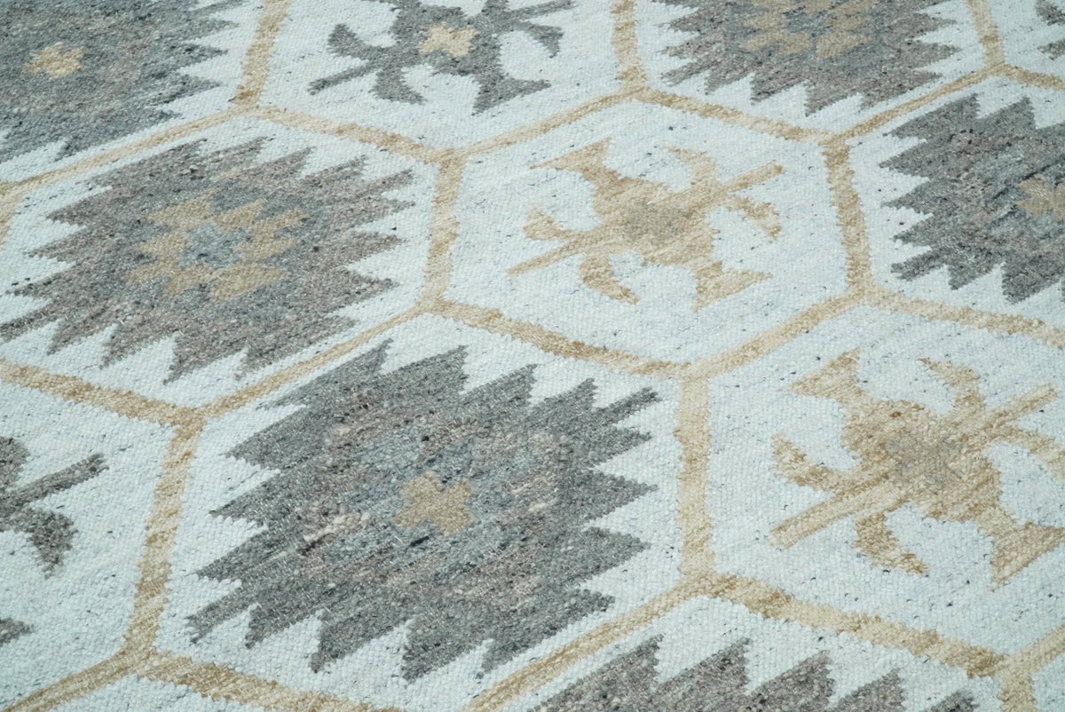 Ivory And Beige Modern Style Fine Wool and Viscose Rug.