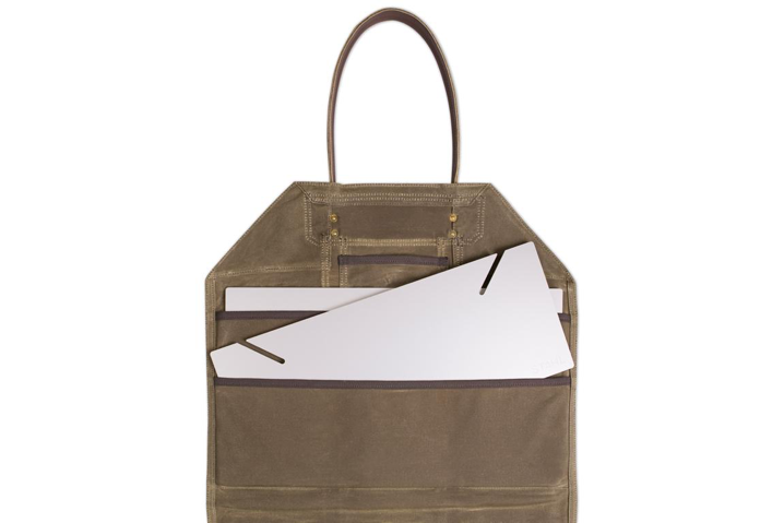 Stahl x Frost River Firepit Sling.