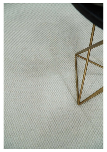 Modern Solid Ivory Hand made Dari Area Wool Rug.