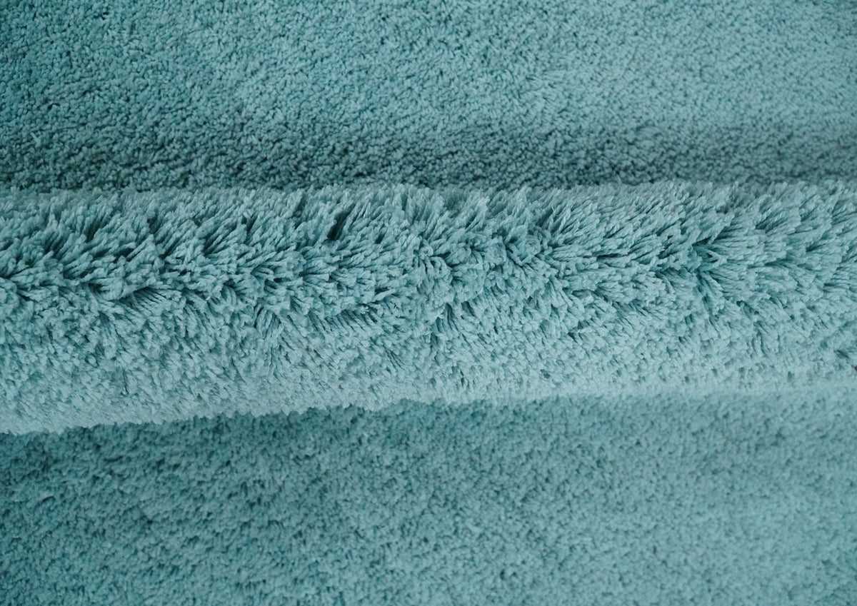 Solid Plush and Soft 3x5, 4x6 and 5x7 Hand Woven Shag Teal Area Rug.