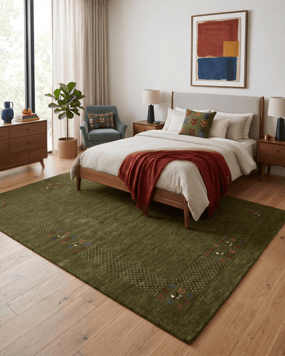 Solid with Border Patterns Hand Loomed Wool Area Rug.