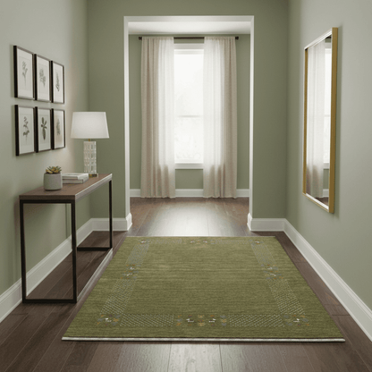 Solid with Border Patterns Hand Loomed Wool Area Rug.