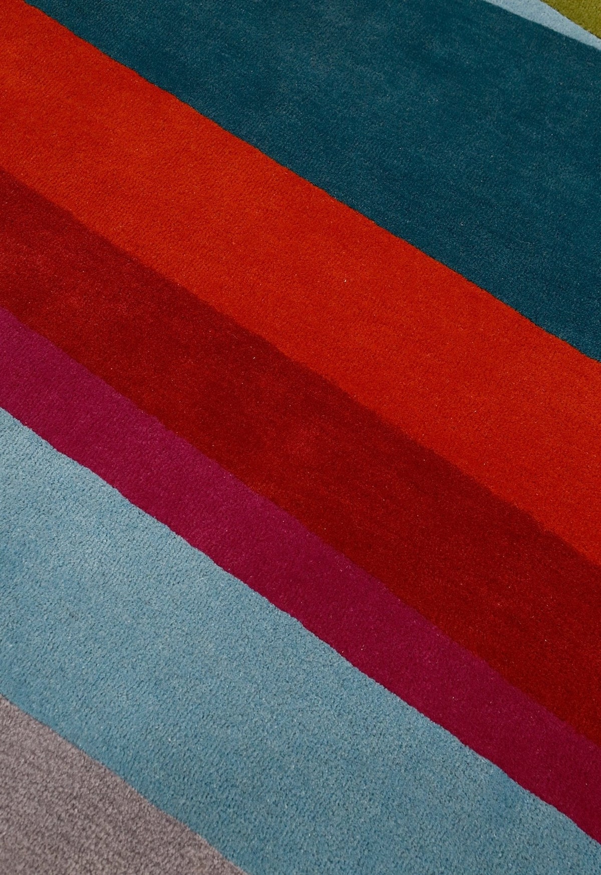 Stax Modern Stripes Pattern Colorful Hand Tufted 5x8 Wool Rug.