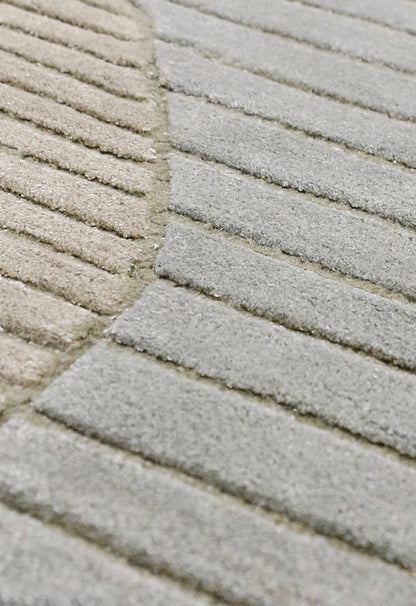 Stone Modern Ripple Beige And Gray Hand Tufted 5x7 Wool Rug