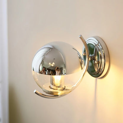 Syris Wall Lamp