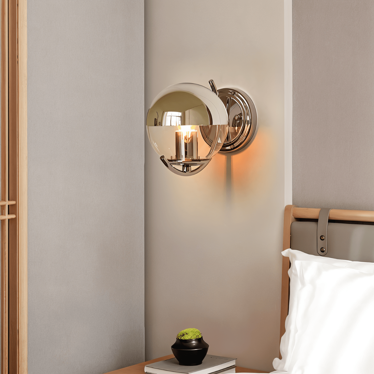 Syris Wall Lamp