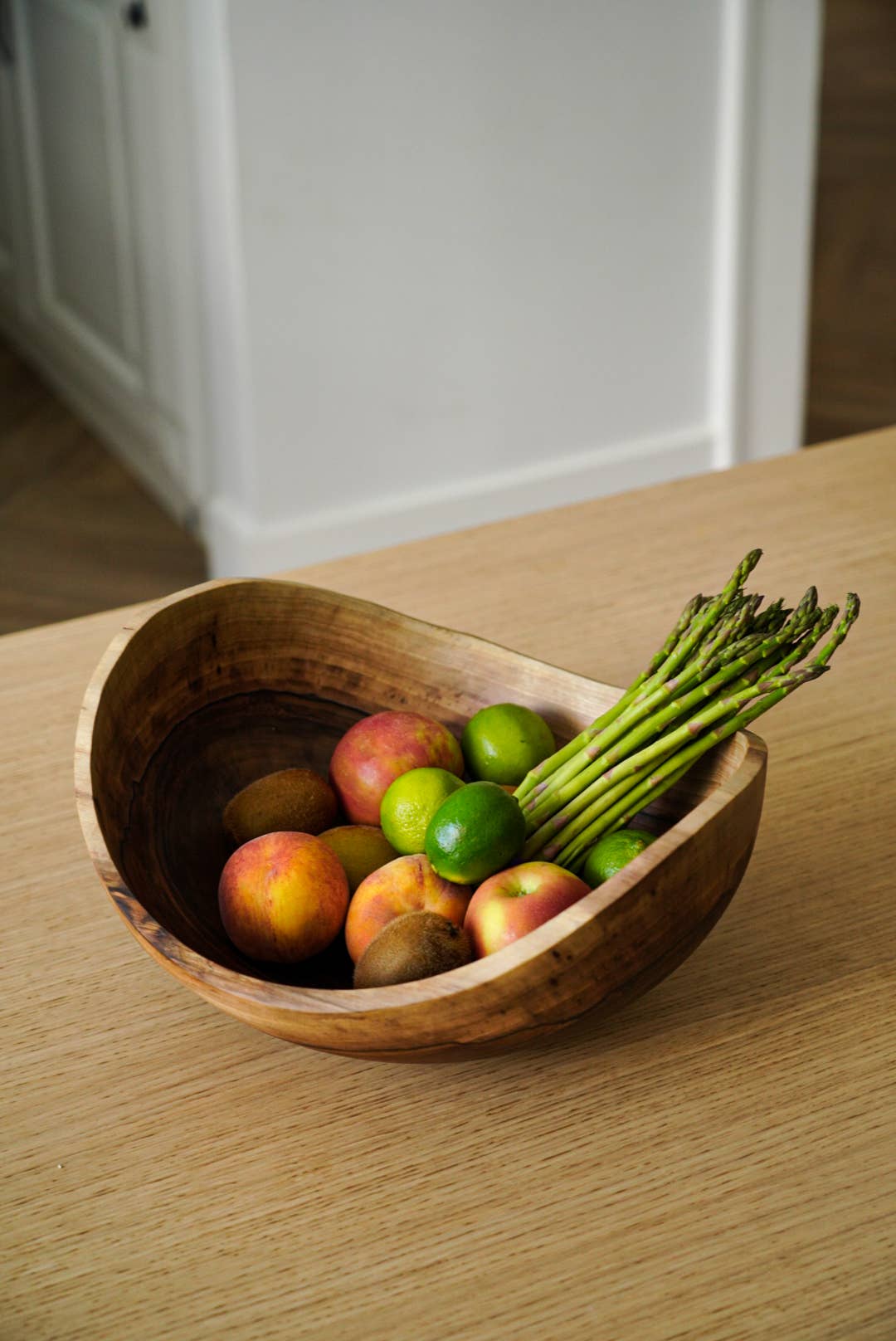 Ethical Trade Co Tabletop Extra Large Hand-Carved Ukrainian Walnut Wood Fruit Bowl