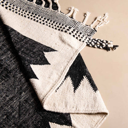 Benisouk taznakht rug Afou - Taznakht kilim rug 7.4x9.9 ft | 225x302 cm Afou - Taznakht kilim rug 7.4x9.9 ft | 225x302 cm