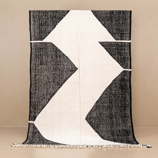 Benisouk taznakht rug Alya - Flatweave Moroccan rug 5.2x8 ft | 157x244 cm Alya - Flatweave Moroccan rug 5.2x8 ft | 157x244 cm