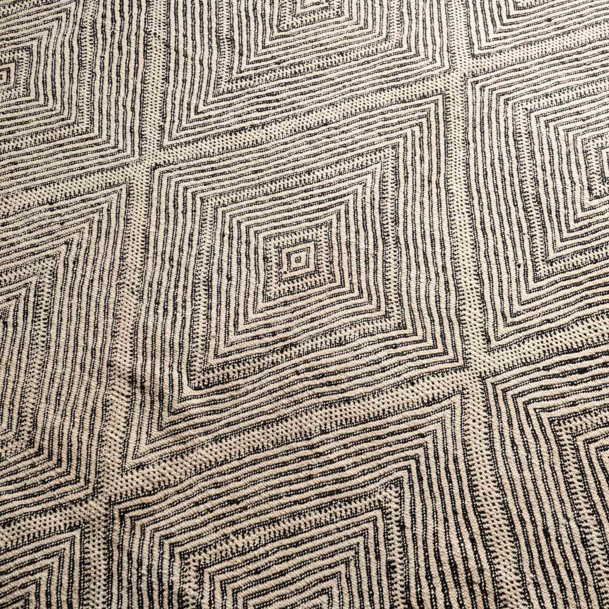 Benisouk taznakht rug Aya - taznakht kilim rug Aya - taznakht kilim rug