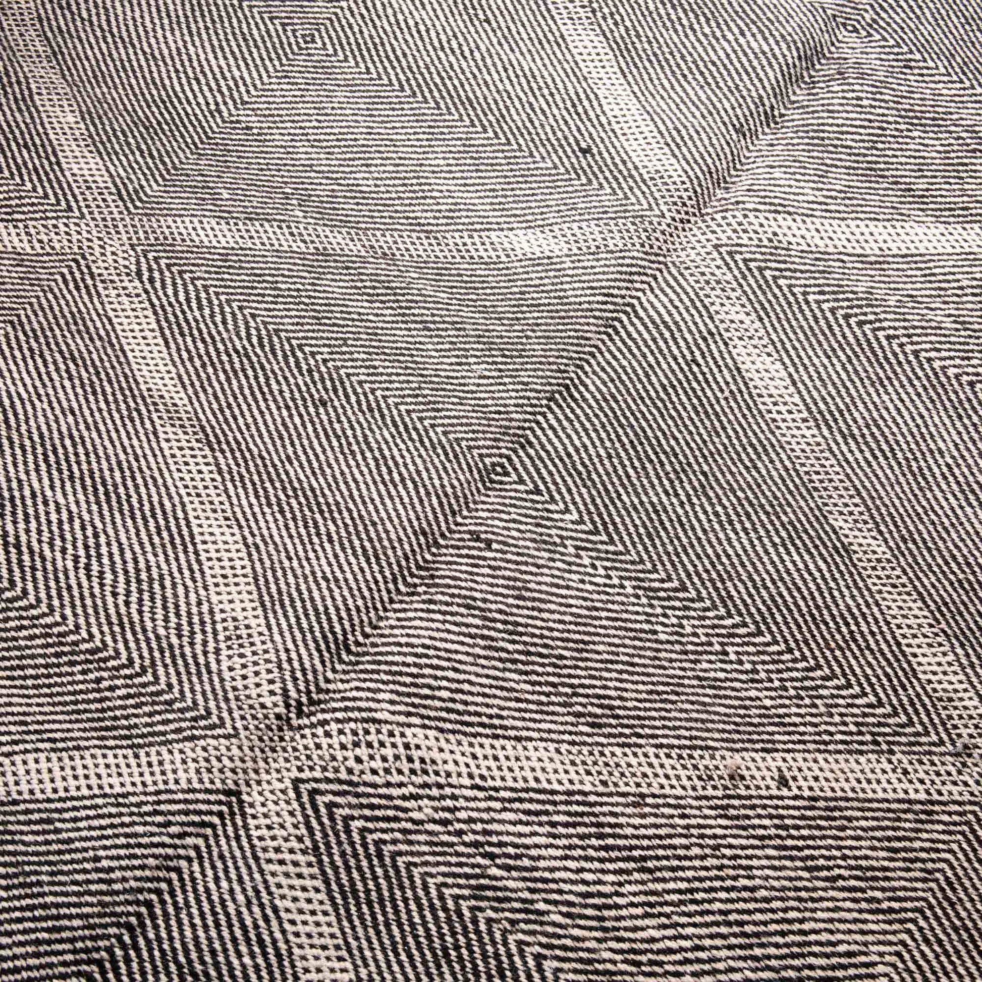 Benisouk taznakht rug Soheir - taznakht kilim rug Soheir - taznakht kilim rug