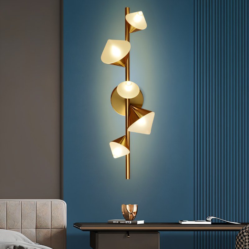 Teryna Wall Lamp.