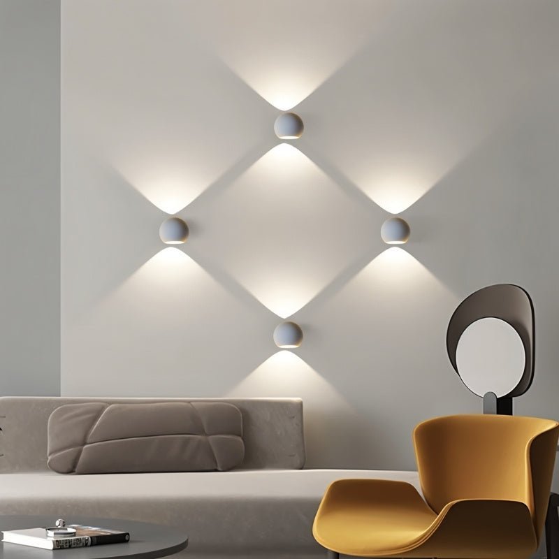 Torce Wall Lamp.