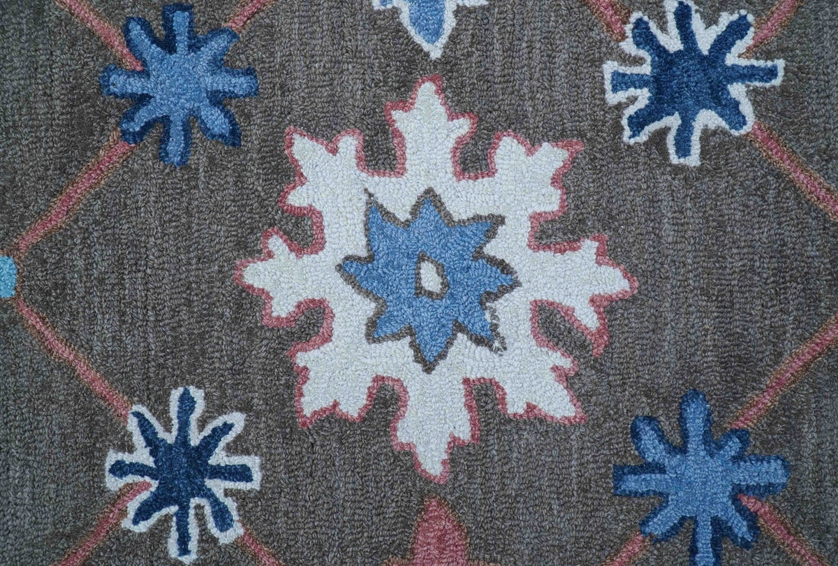 Traditional Style Gray And Blue Hand Tufted Wool Rug.