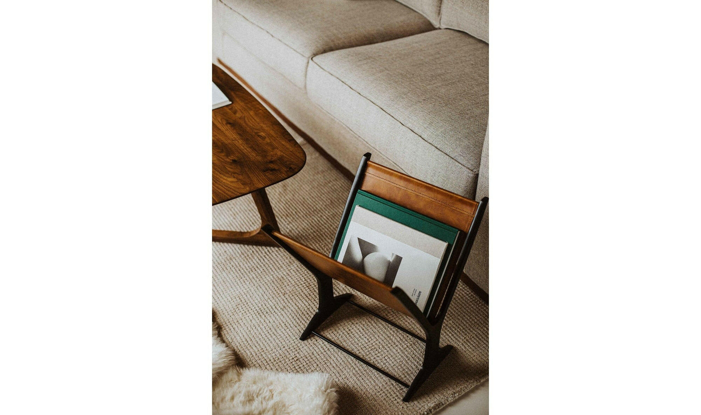 Moe's ZIFF MAGAZINE HOLDER