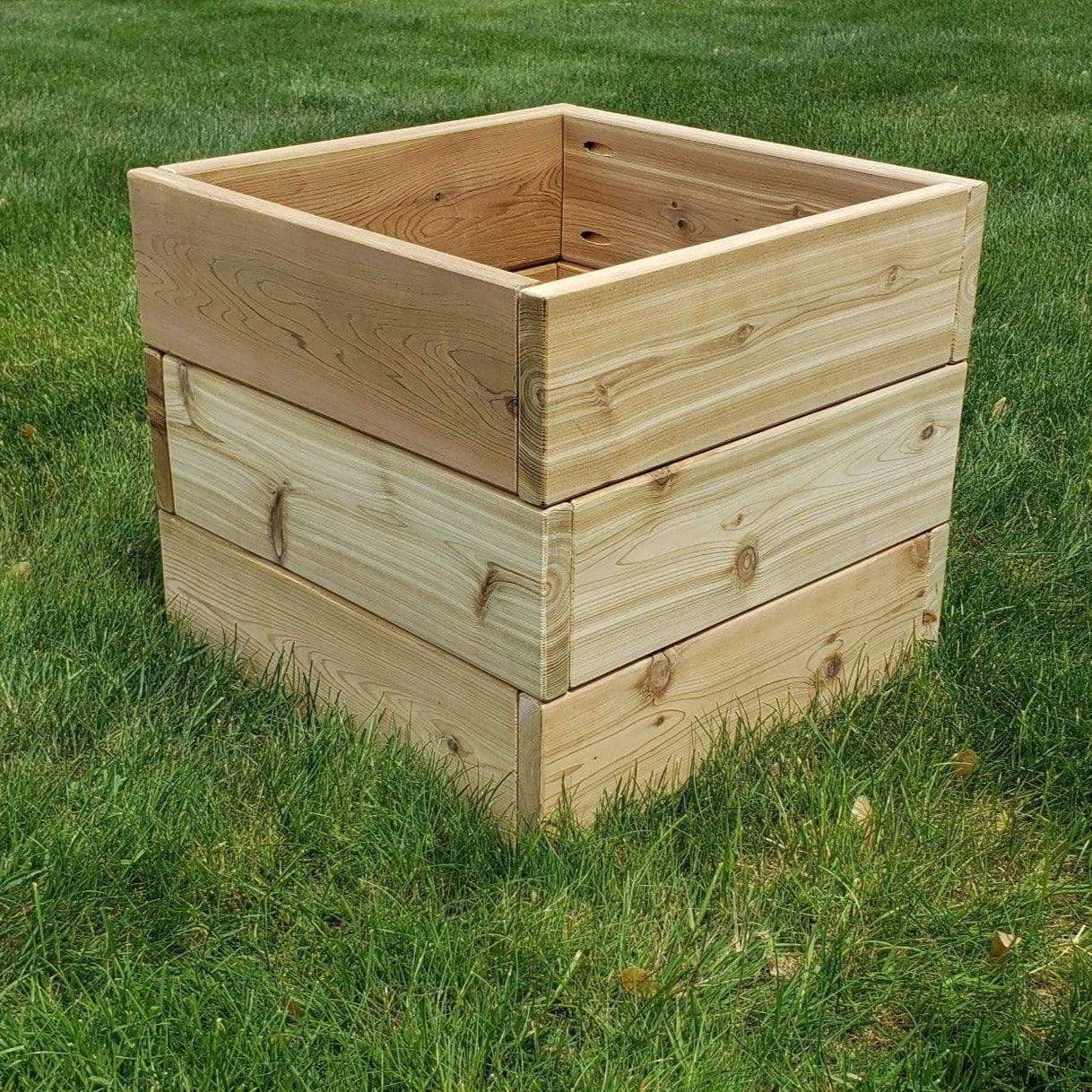 The Carpentry Shop Co., LLC outdoor furniture Knotty Cedar 18" Cube Planters