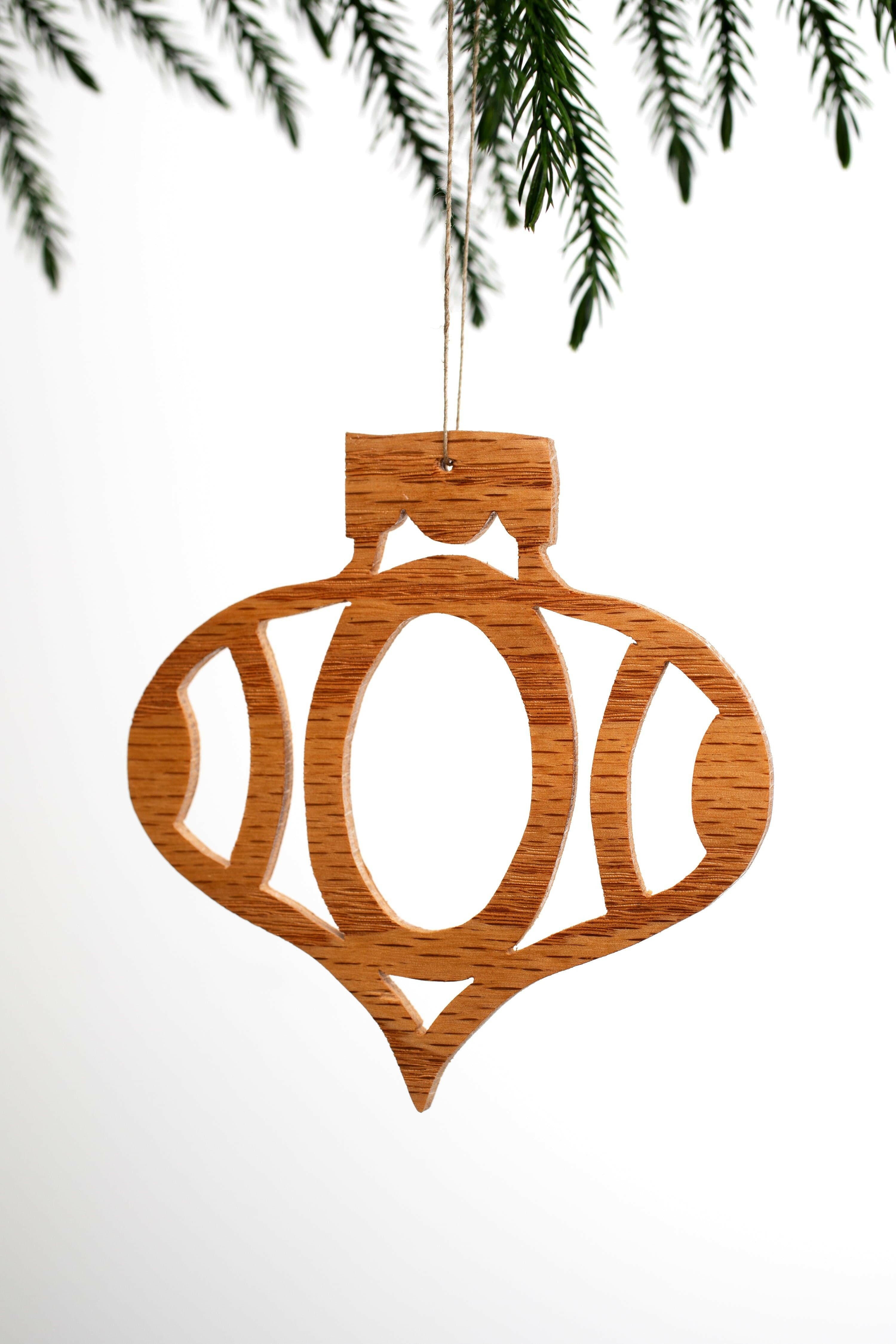 Solid christmas ornaments deals